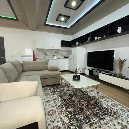 Your Joyful Spot Shkoder Bagian luar foto
