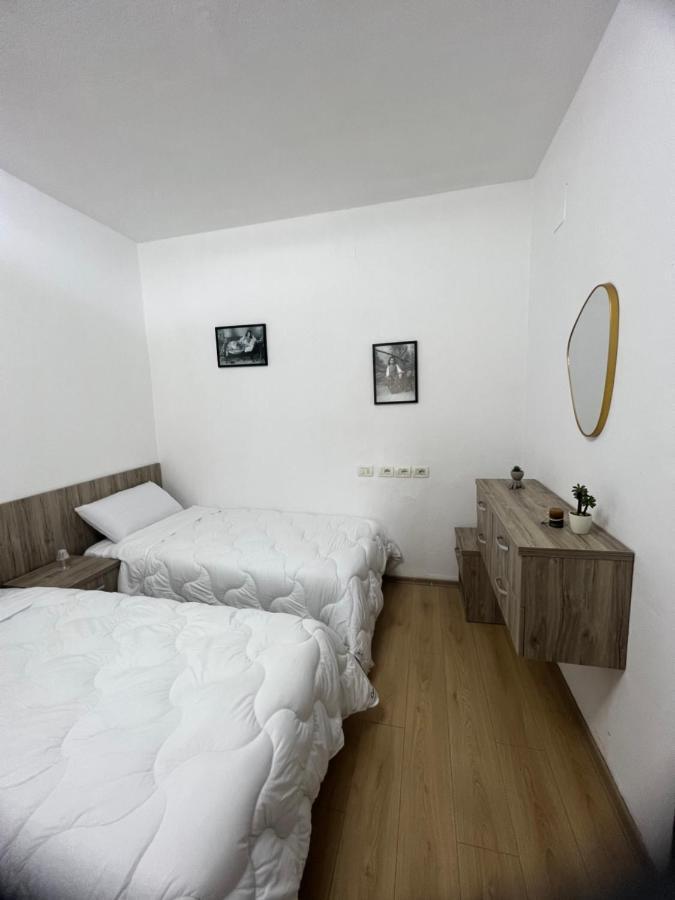 Your Joyful Spot Shkoder Bagian luar foto