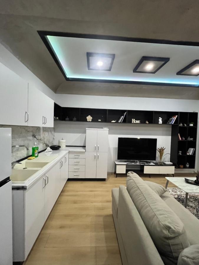 Your Joyful Spot Shkoder Bagian luar foto